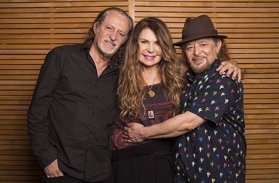 Alceu ValenÃ§a, Elba Ramalho e Geraldo Azevedo.